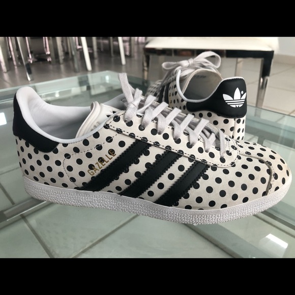 adidas gazelle polka dot